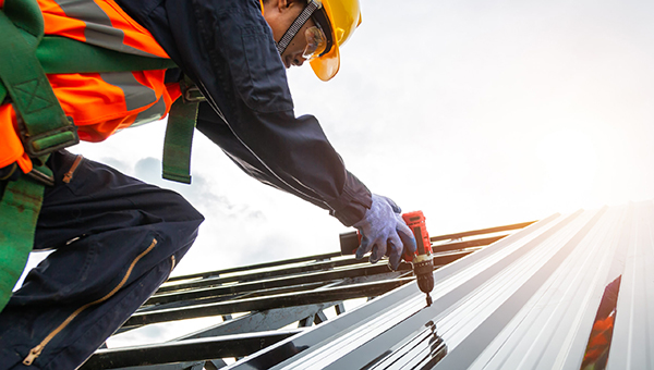 Metal Roofing Screws Finished Comparison: Galvanized vs. Stainless Steel vs. Color Painted