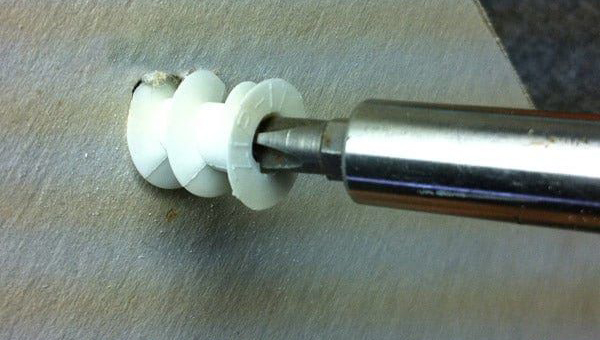 Plasterboard Wall Anchor Nylon Wall Plug—The invisible guardian of hollow walls